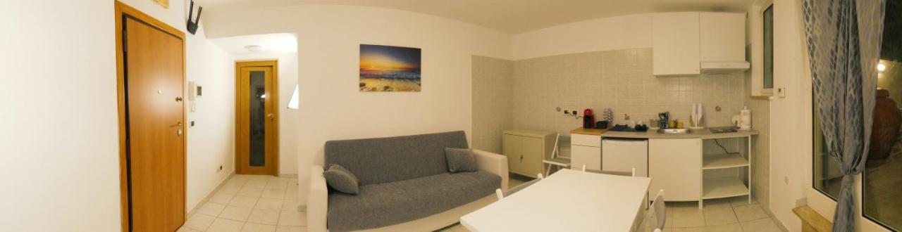 Bed and Breakfast Relux Бари Экстерьер фото